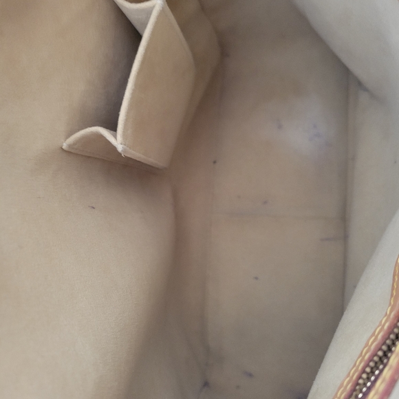 Louis Vuitton Monogram Looping GM - Picture 14 of 16